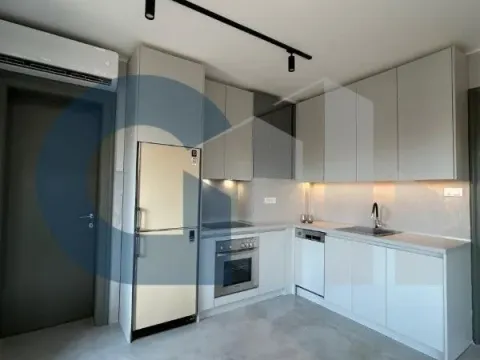 Izdavanje, dvosoban stan, 63m², Vračar, Šid - image 4