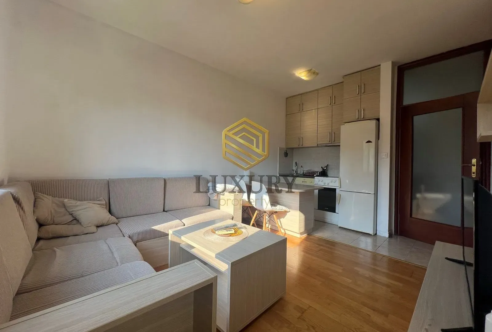 Rent, one bedroom apartment, 38m², Pobrežje, Podgorica