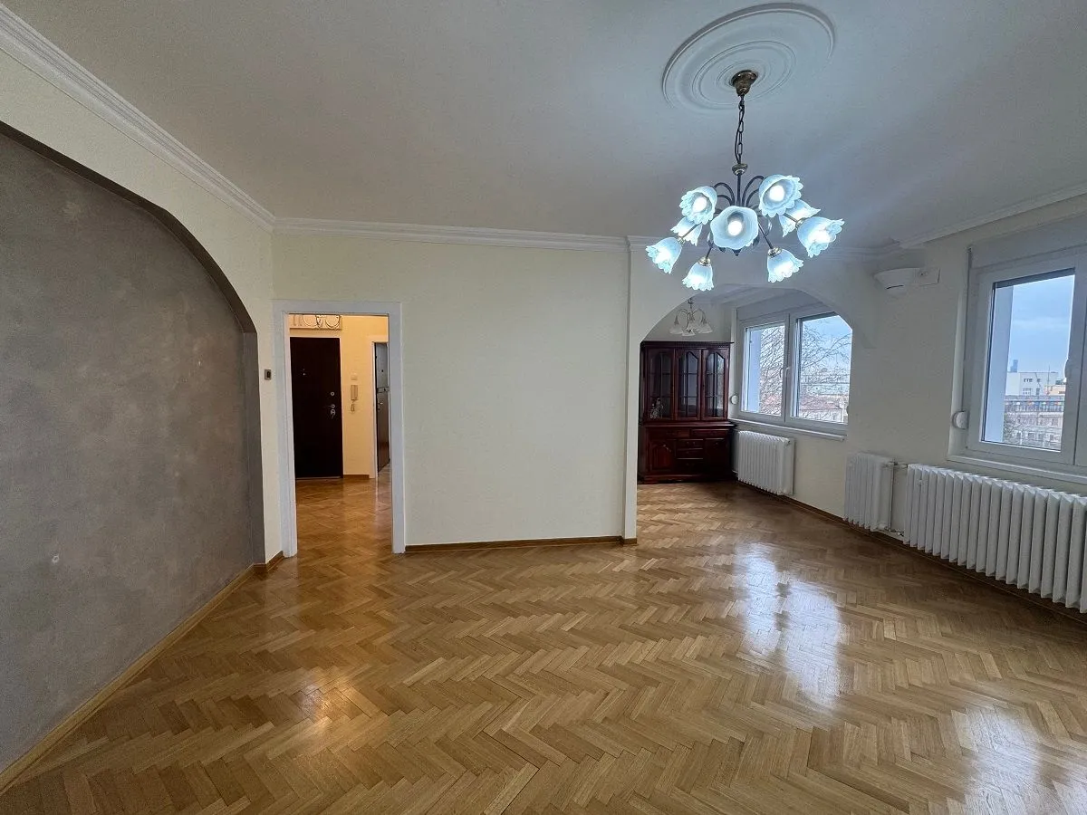 Izdavanje, poslovni prostor, 135m², Senjak, Beograd