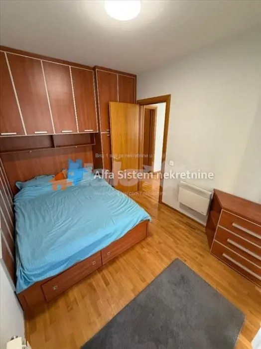 Rent, apartment, 44m², Đeram Pijaca, Beograd