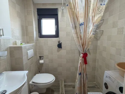 Rent, one bedroom apartment, 40m², Kruševac, Podgorica - image 9