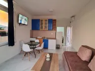 Izdavanje, jednosoban stan, 1m², Centar, Tivat - image 3