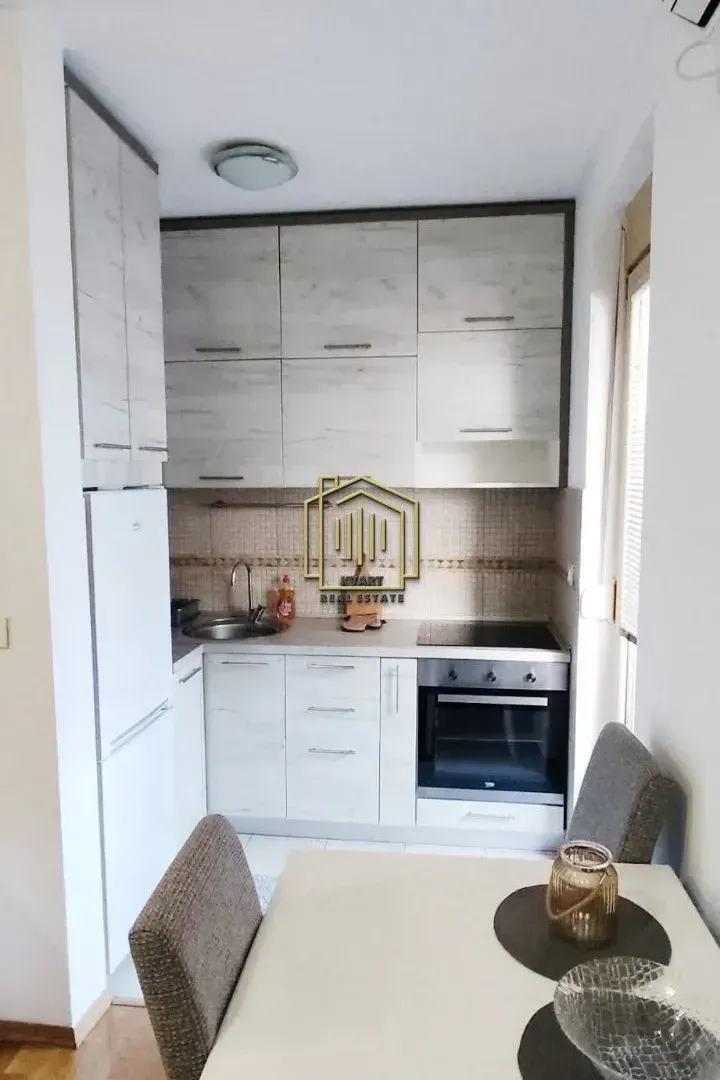 Rent, one bedroom apartment, 36m², Stari Aerodrom, Podgorica
