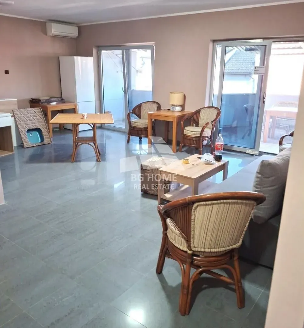 Rent, two bedroom apartment, 80m², Batajnica, Beograd