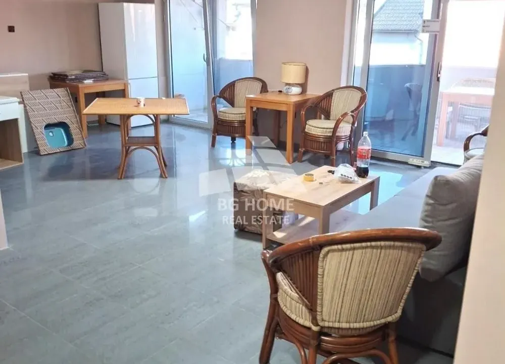 Rent, two bedroom apartment, 80m², Batajnica, Beograd