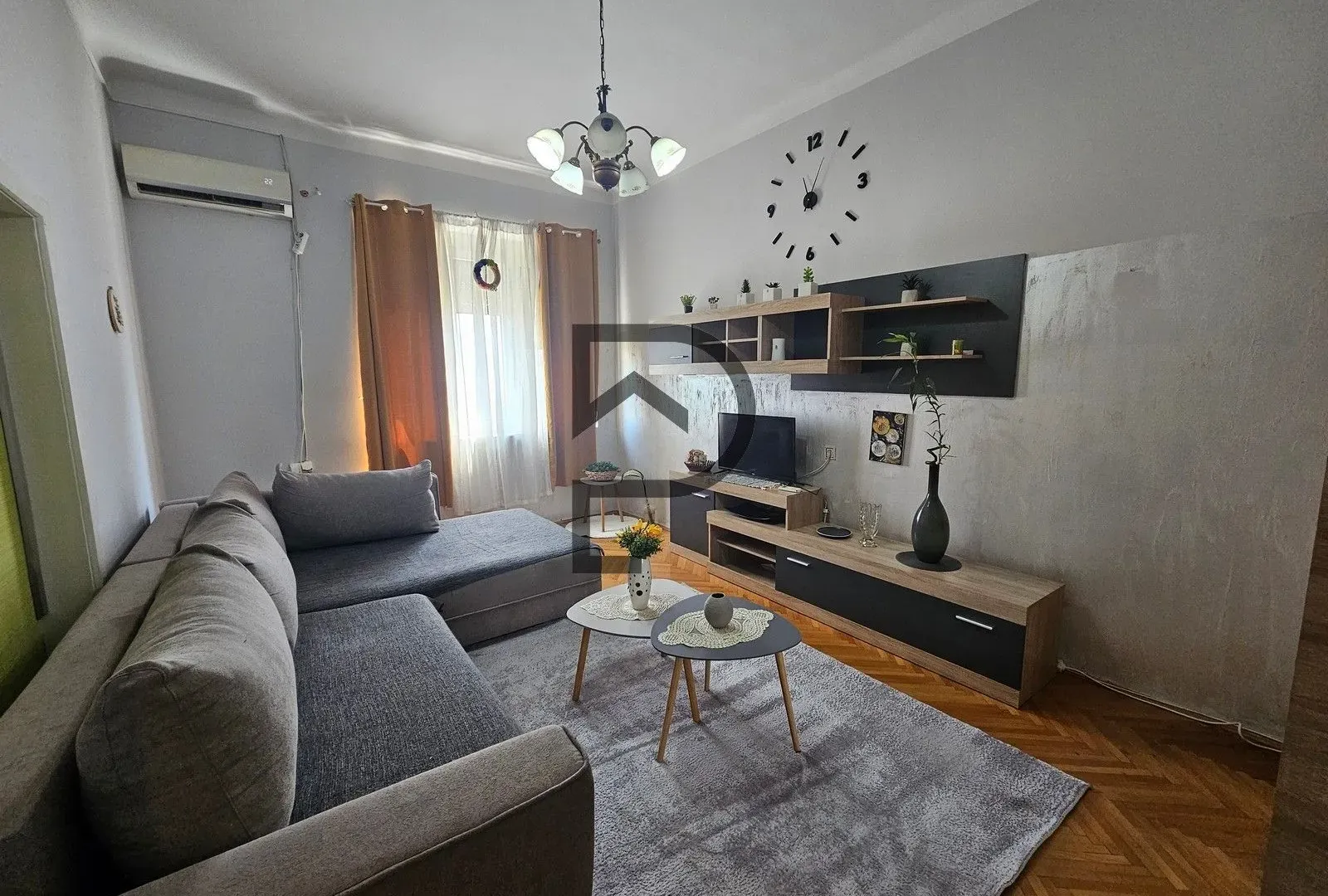 Izdavanje, stan, 64m², Centar, Podgorica