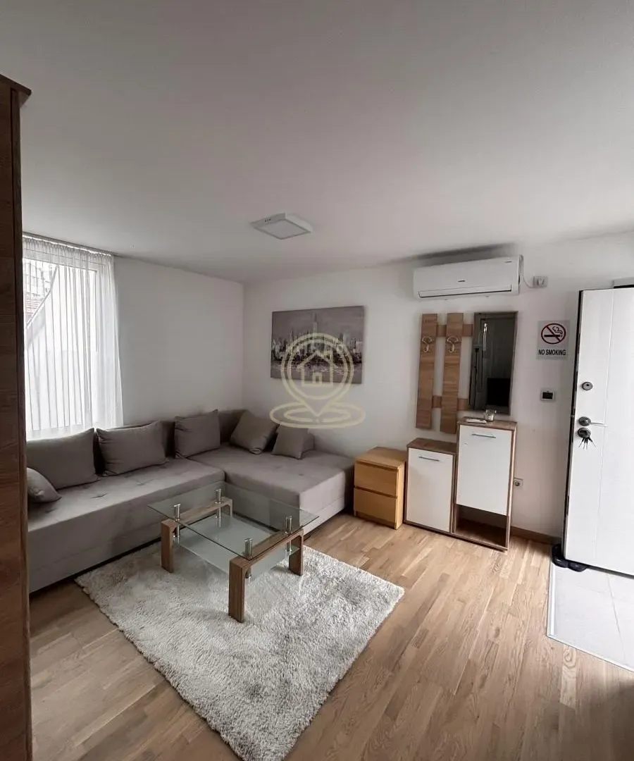 Prodaja, garsonjera, 25m², Medijana, Niš