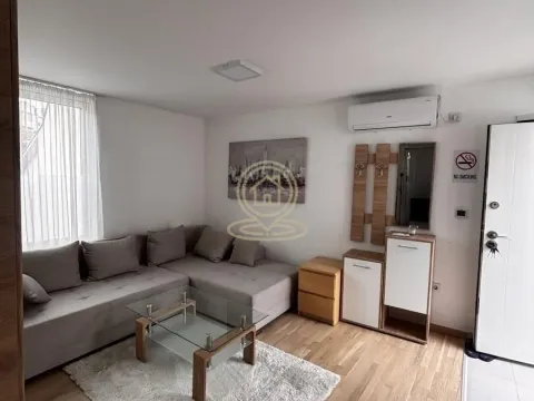 Prodaja, garsonjera, 25m², Medijana, Niš - image 2