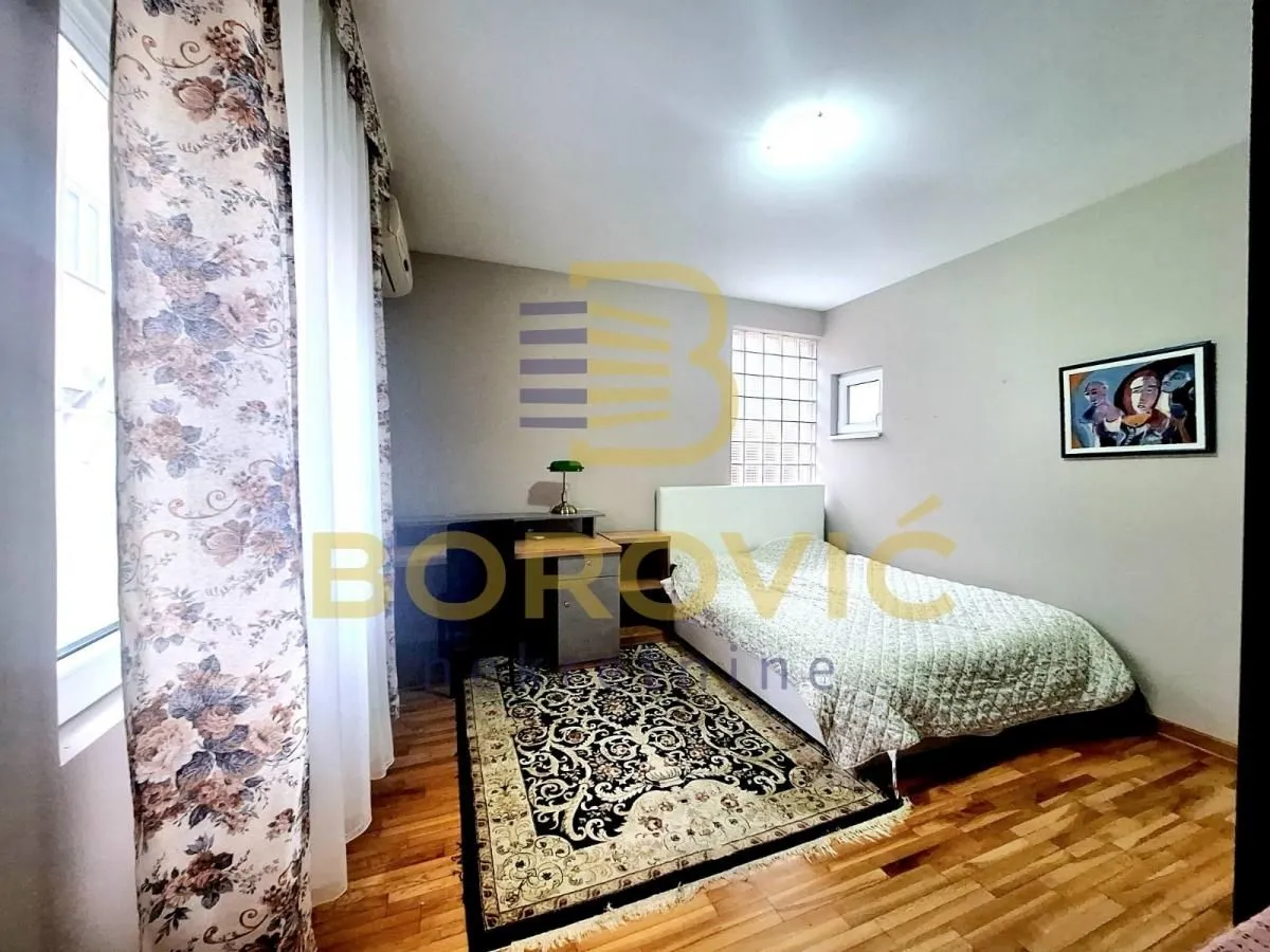 Prodaja, trosoban stan, 54m², Šumice, Beograd