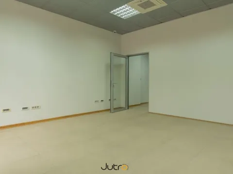 Izdavanje, poslovni prostor, 120m², Podgorica, Crna Gora - image 7