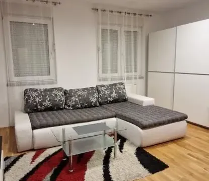 Stan in Sajmište