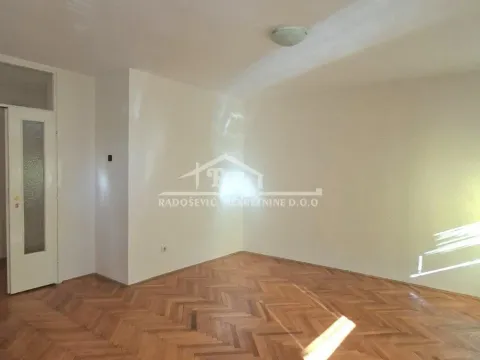 Rent, one bedroom apartment, 51m², Čukarica, Beograd - image 3