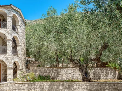 Prodaja, kuća, 480m², Reževići, Budva - image 29