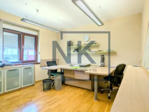 Izdavanje, poslovni prostor, 40m², Preko Morače, Podgorica - image 10