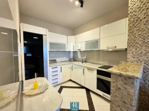 Izdavanje, dvosoban stan, 90m², Preko Morače, Podgorica - image 5