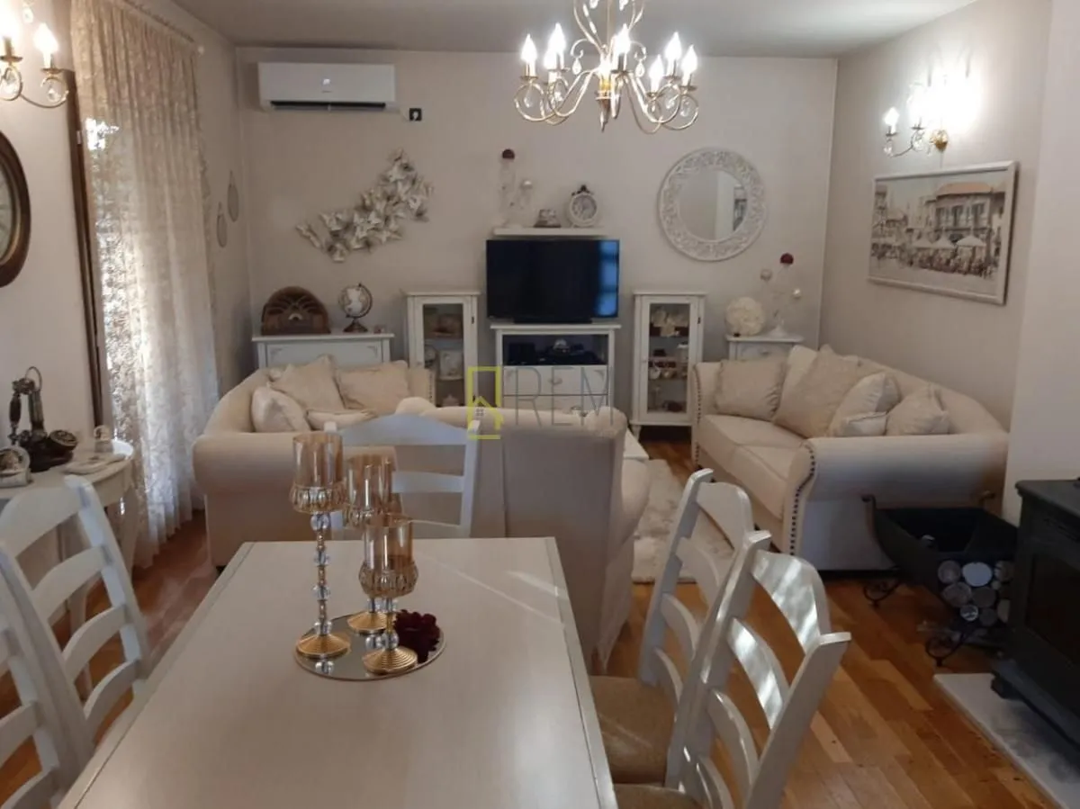 Prodaja, kuća, 106m², Pričelje, Podgorica