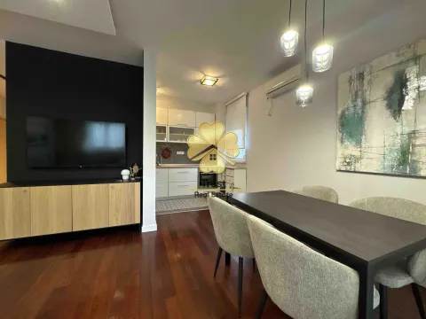 Rent, two bedroom apartment, 80m², Tološka šuma, Podgorica - image 3