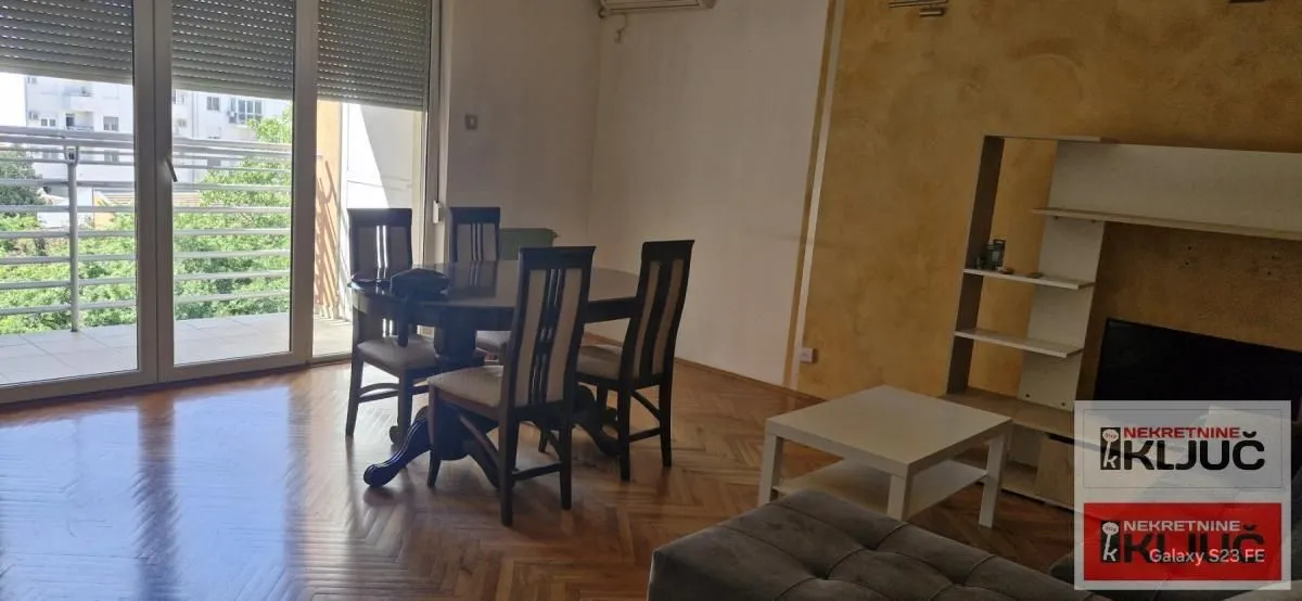 Izdavanje, dvosoban stan, 47m², Socijalno, Novi Sad Sve Podlokacije