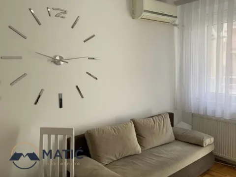 Prodaja, garsonjera, 26m², Nova Detelinara, Novi Sad Sve Podlokacije
