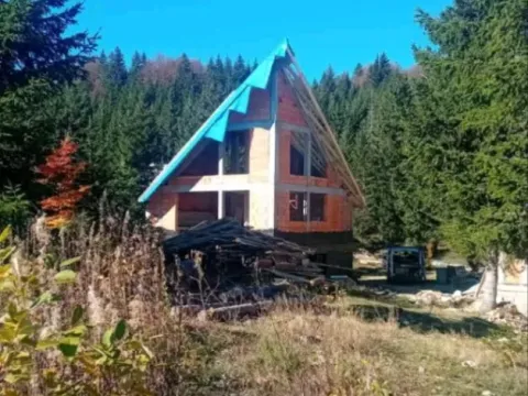 Prodaja, kuća, 70m², Motički gaj, Žabljak - image 7