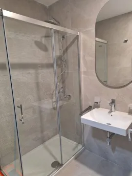 Rent, one bedroom apartment, 55m², Central Point, Podgorica - image 9