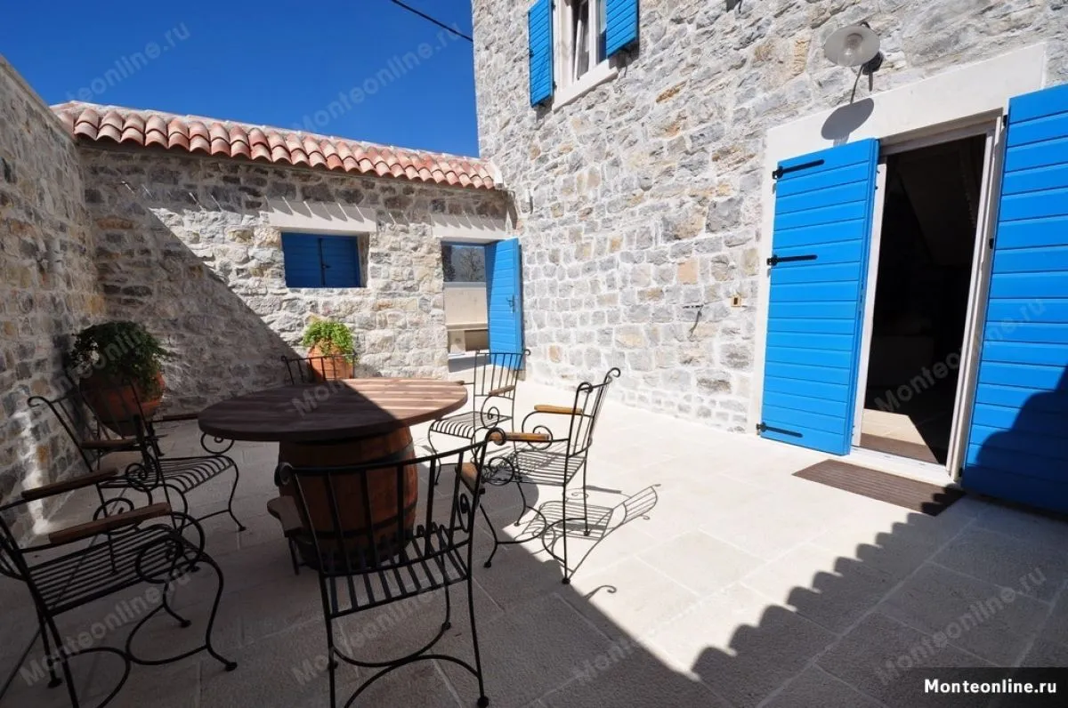 Prodaja, kuća, 105m², Tivat, Crna Gora