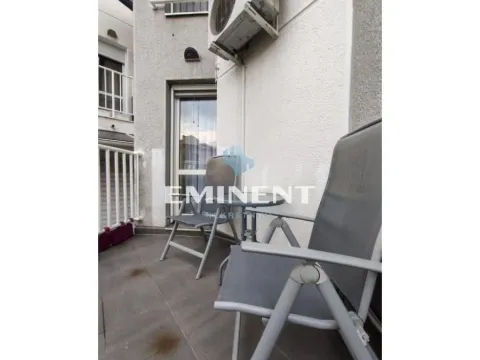 Rent, two bedroom apartment, 52m², Savski Venac, Beograd - image 16