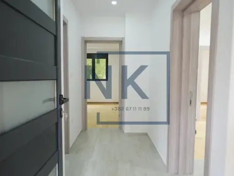 Rent, office space, 95m², Centar, Podgorica - image 13