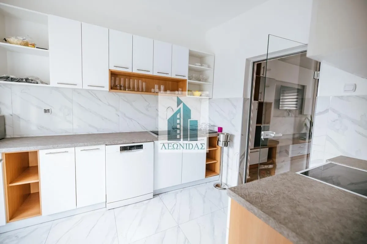 Sale, house, 290m², Medijana, Niš