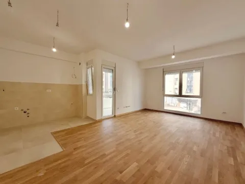 Prodaja, dvosoban stan, 73m², Zabjelo, Podgorica - image 1