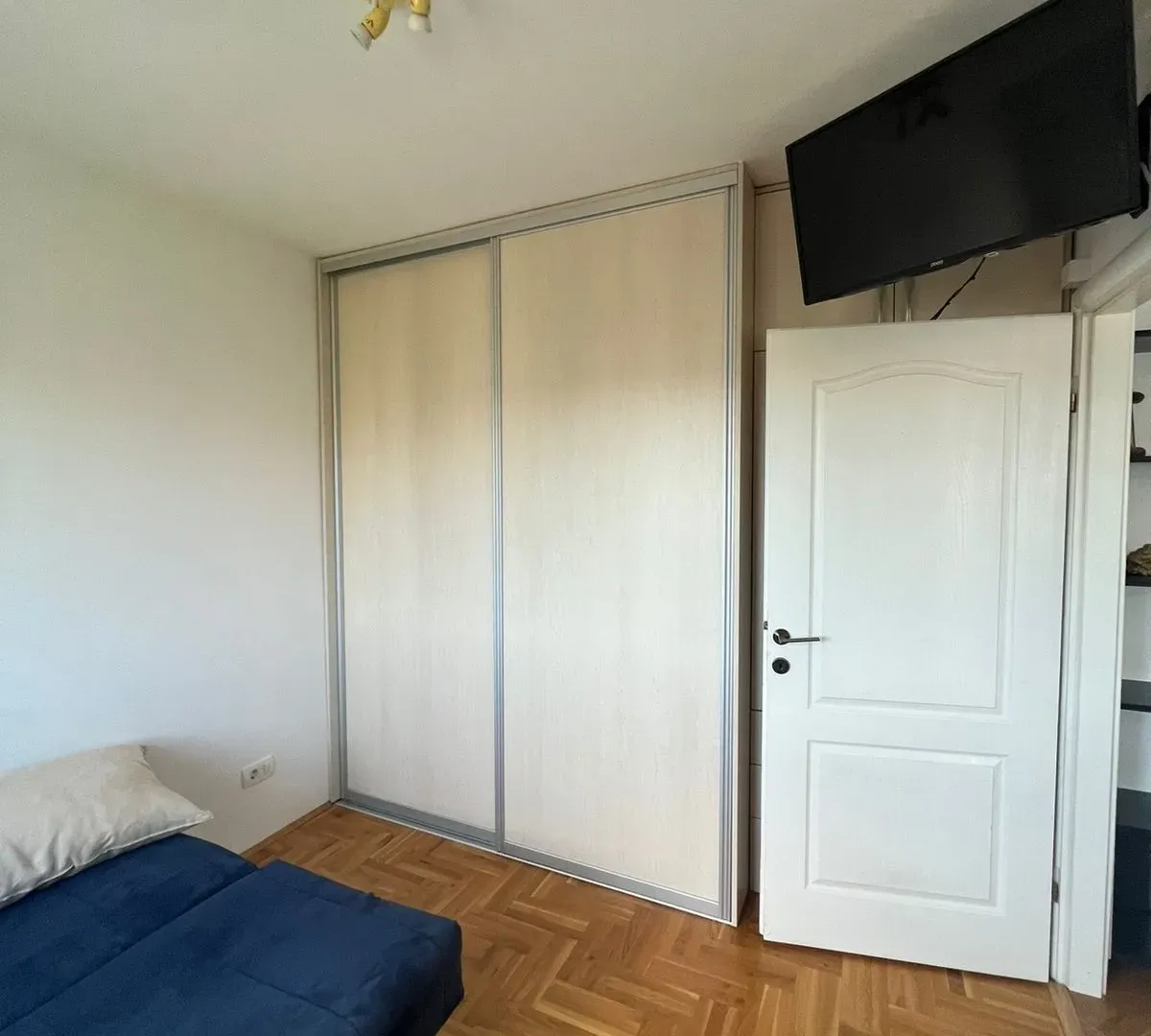 Rent, two bedroom apartment, 70m², Centar, Bar