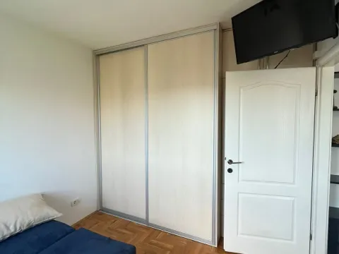 Rent, two bedroom apartment, 70m², Centar, Bar - image 10