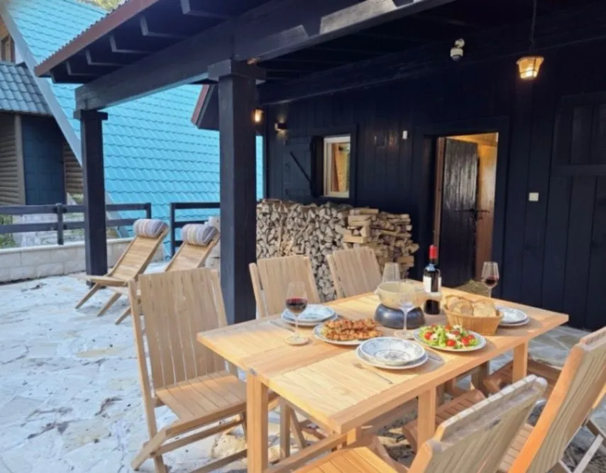 Sale, house, 160m², Centar, Žabljak