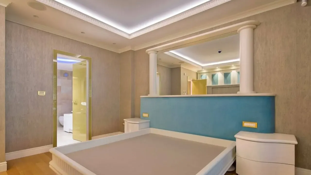 Prodaja, dvosoban stan, 115m², Centar, Budva