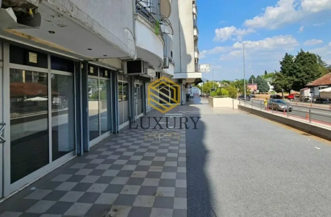 Rent, office space, 70m², Pobrežje, Podgorica
