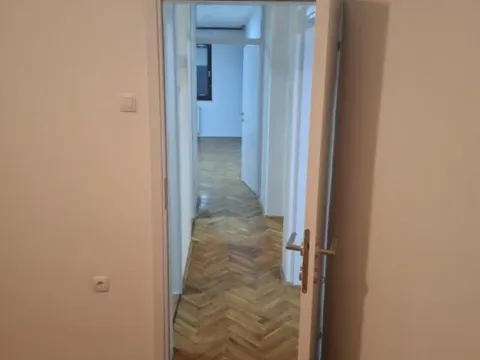 Izdavanje, četvorosoban stan, 96m², Rotkvarija, Novi Sad Sve Podlokacije - image 7