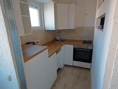 Sale, three bedroom apartment, 60m², Bjeliši, Bar - image 7