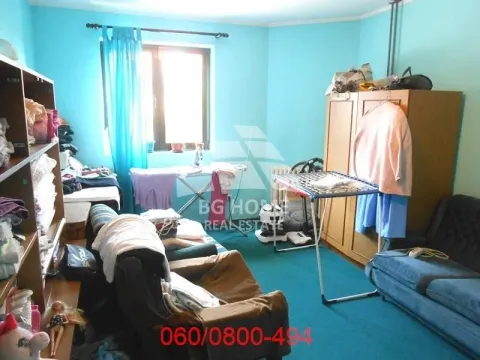 Prodaja, kuća, 899m², Ledine, Beograd - image 10