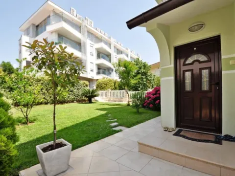 Prodaja, kuća, 283m², Seljanovo, Tivat - image 9