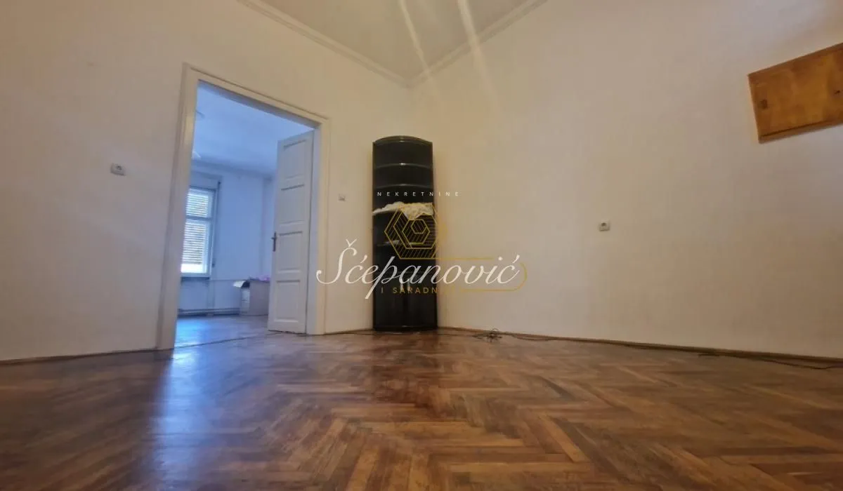Rent, office space, 84m², Centar, Novi Sad