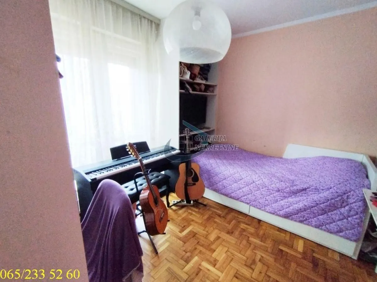 Prodaja, dvosoban stan, 64m², Labudovo Brdo, Beograd