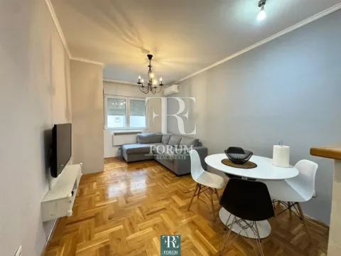 Izdavanje, dvosoban stan, 65m², Ljubović, Podgorica - image 1