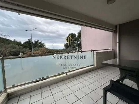 Izdavanje, jednosoban stan, 58m², Centar, Bar - image 7