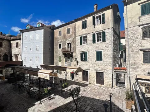 Prodaja, kuća, 168m2, Stari Grad Kotor, Kotor Prodaja, kuća, 168m2, Stari Grad Kotor, Kotor