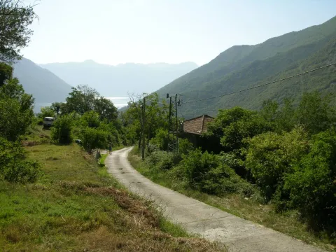 Sale, house, 350m², Morinj, Kotor - image 5