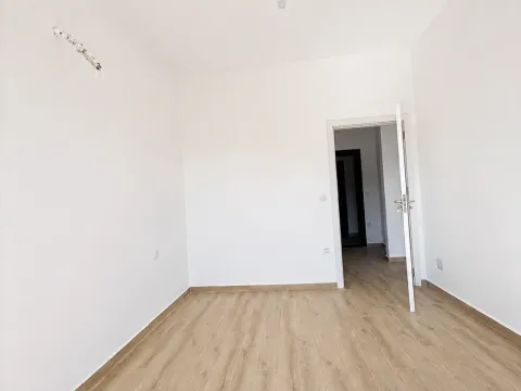 Sale, one bedroom apartment, 47m², Pinješ, Ulcinj - image 11