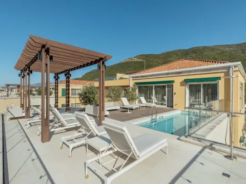 Prodaja, trosoban stan, 382m², Portonovi, Herceg Novi - image 3