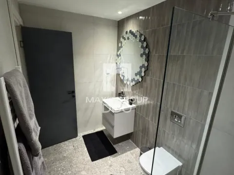 Izdavanje, trosoban stan, 80m², Savski Venac, Beograd - image 16