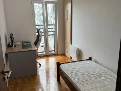 Rent, two bedroom apartment, 56m², City Kvart, Podgorica - image 8