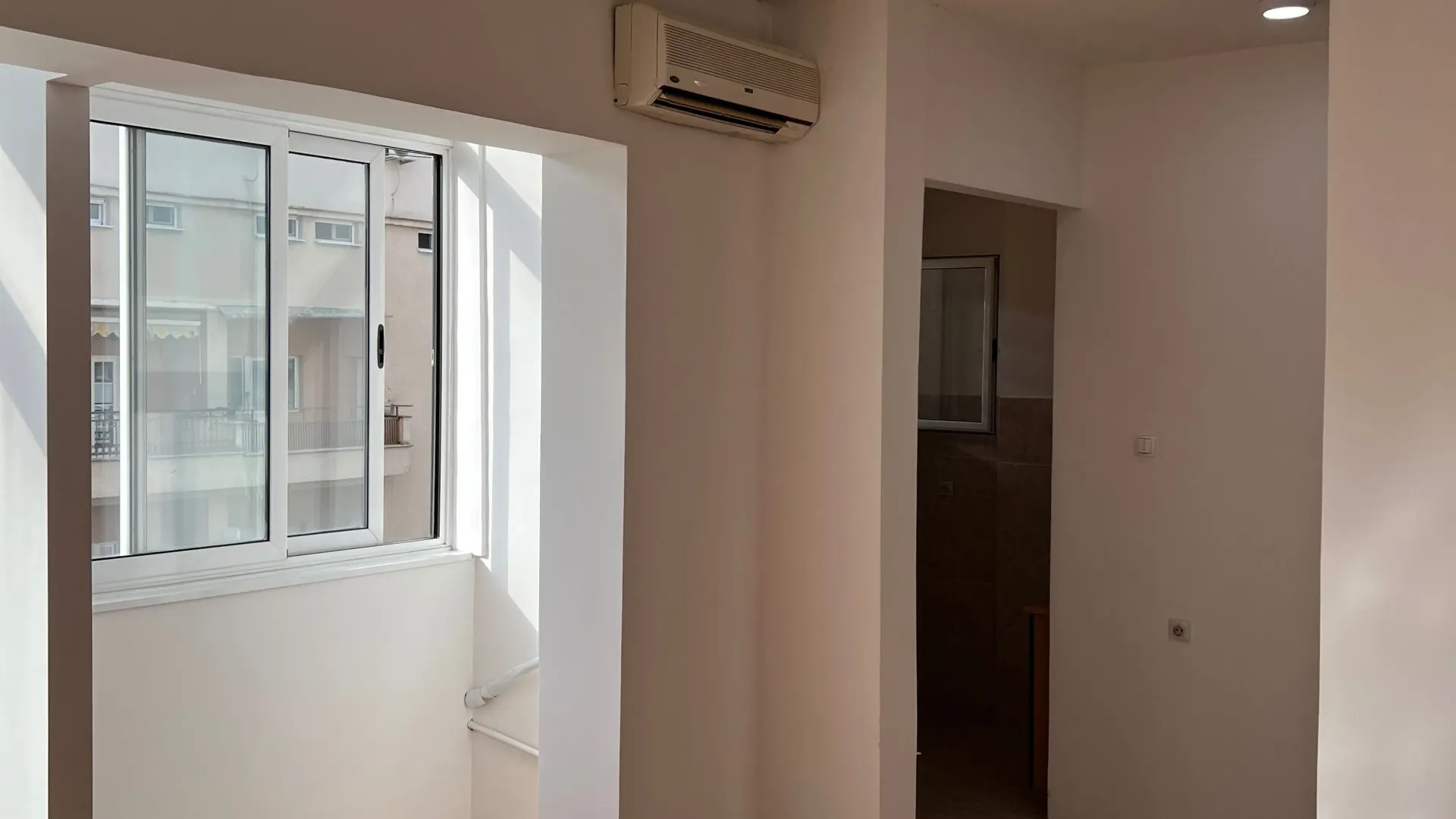Prodaja, jednosoban stan, 37m², Centar, Podgorica